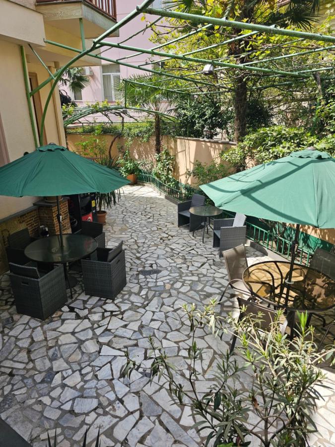 Danisimo Hotel Tbilisi Eksteriør bilde